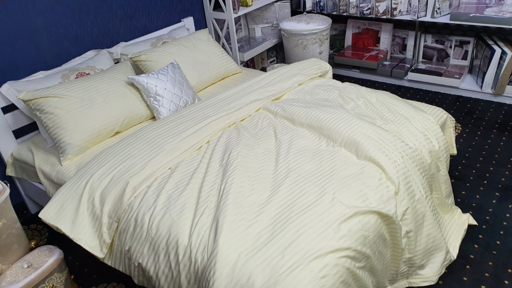 Комплект постельного белья Komfort-tekstil Сатин Stripe PREMIUM, IVORY 1/1см (Евро)
Комплект постельного белья Komfort-tekstil Сатин Stripe PREMIUM, IVORY 1/1см (Евро)