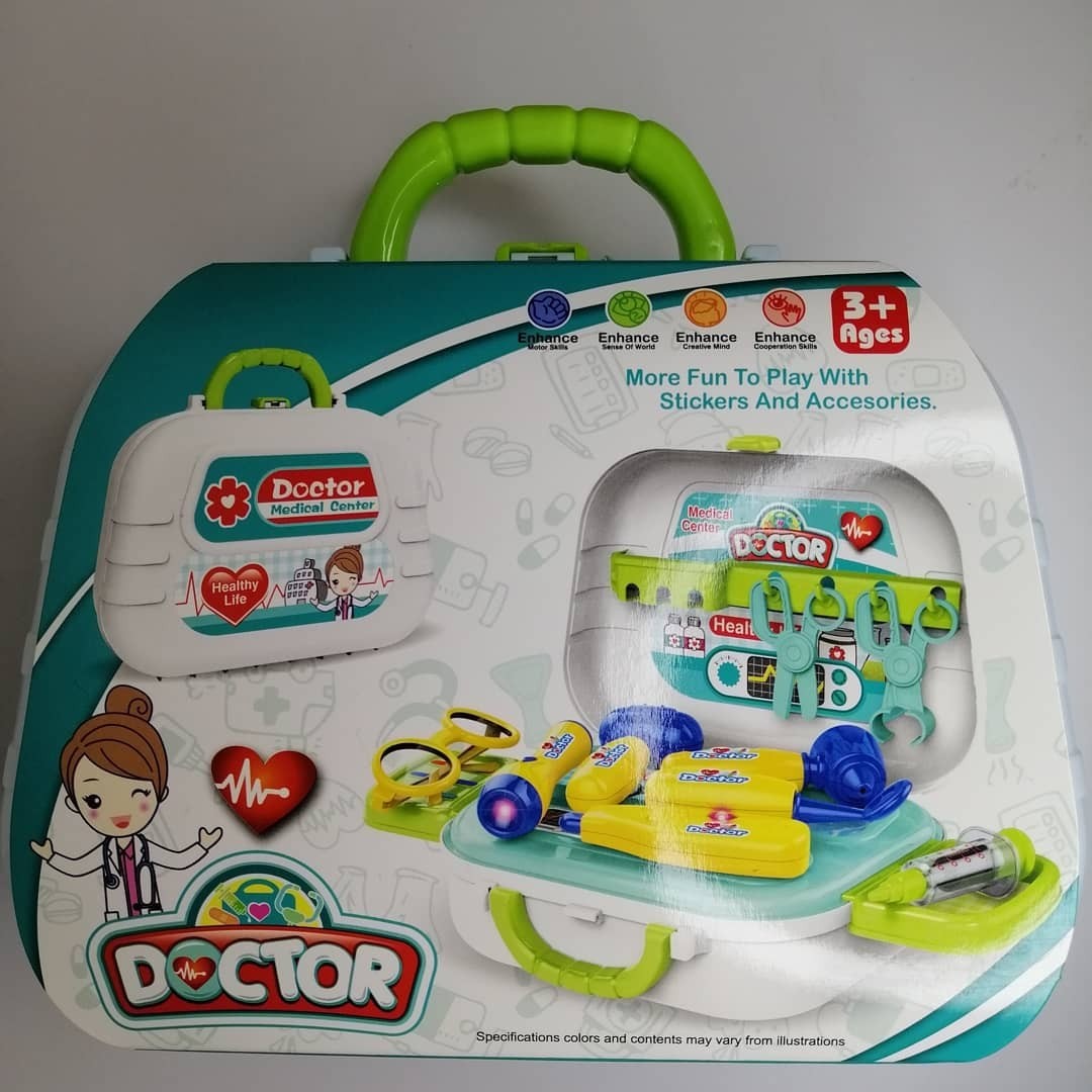 Набор доктора в чемодане Doctor 18030, мед.аксессуары, свет, 25*9,2*22,4 см
Набор доктора в чемодане Doctor 18030, мед.аксессуары, свет, 25*9,2*22,4 см
