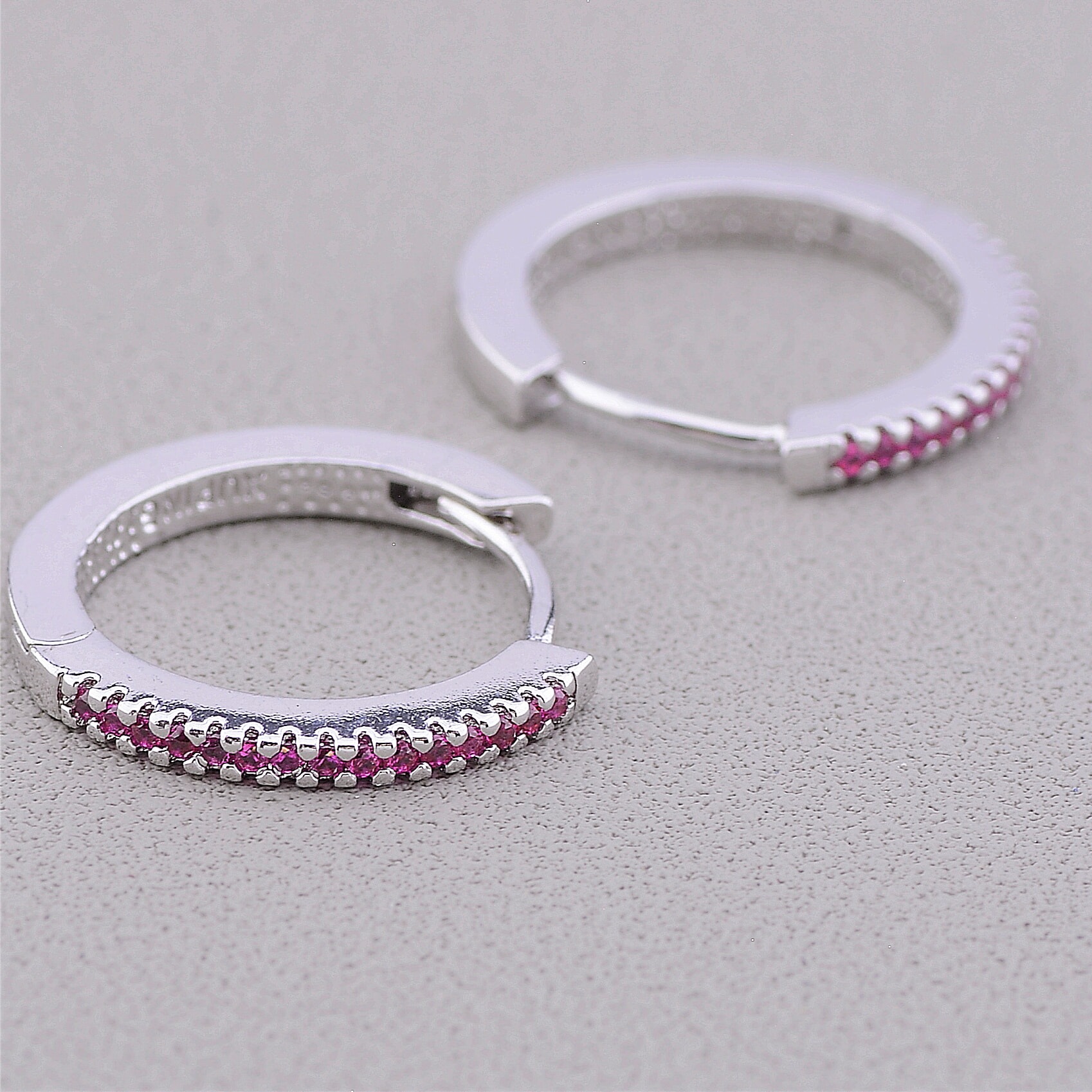 Серьги 'XUPING' Фианит (родий) 062589
Серьги 'XUPING' Фианит (родий) 062589