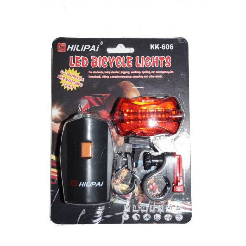 Велосипедный набор фонарей KK-606 фары габариты
Велосипедный набор фонарей KK-606 фары габариты