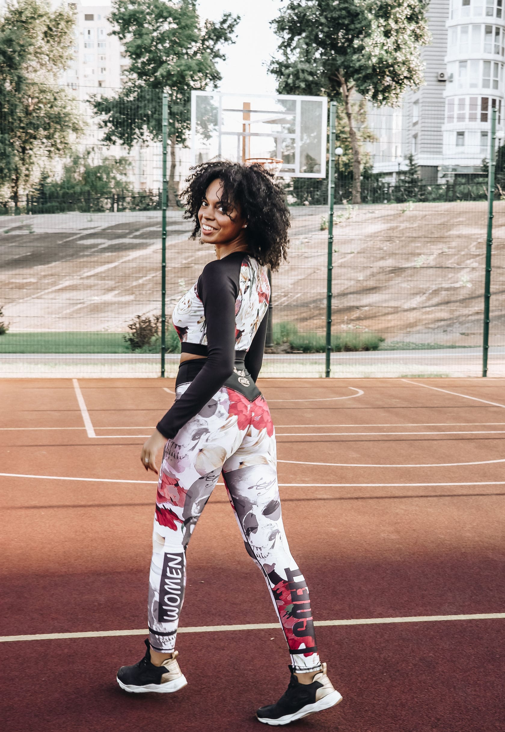 Спортивный комплект для фитнеса и тренировок GoFit Rose Scull M Черный (GF103KR-M)
Спортивный комплект для фитнеса и тренировок GoFit Rose Scull M Черный (GF103KR-M)