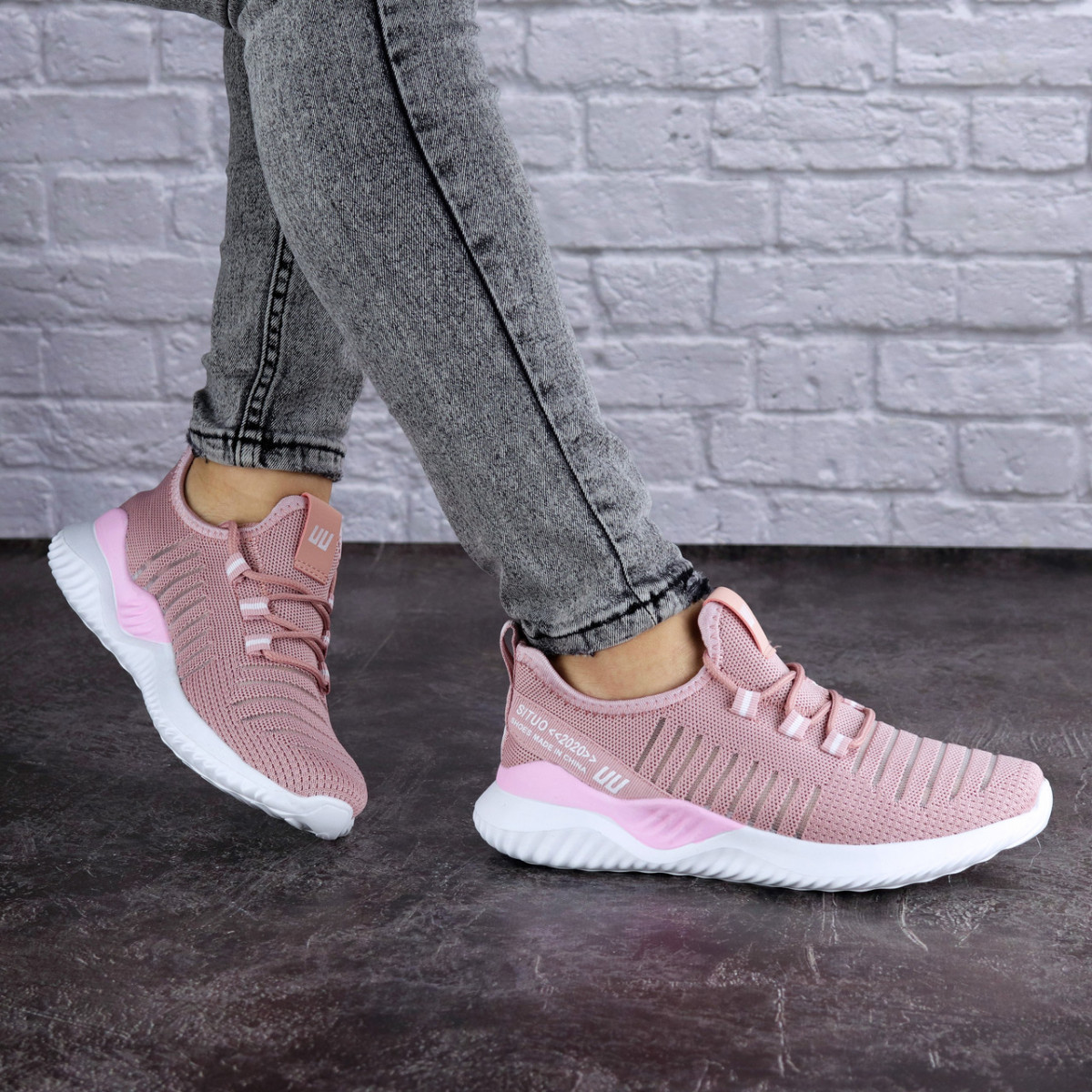 Женские кроссовки Shoes Fletcher 39 (25 см) 1735 розовые сетка текстиль стильные
Женские кроссовки Shoes Fletcher 39 (25 см) 1735 розовые сетка текстиль стильные