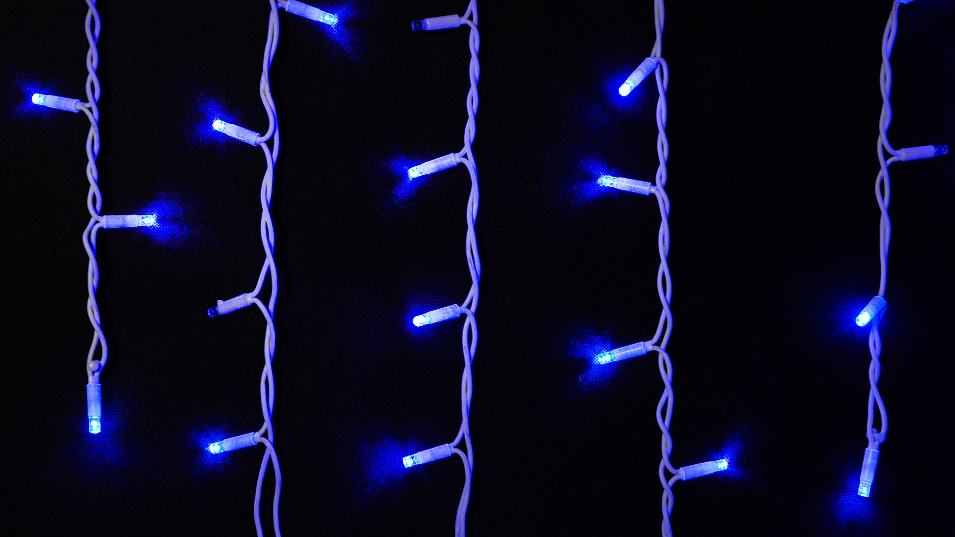 Светодиодная гирлянда DELUX ICICLE flash 75LED 2 х 0.7 м синий/белый IP44 EN (90012957)
Светодиодная гирлянда DELUX ICICLE flash 75LED 2 х 0.7 м синий/белый IP44 EN (90012957)