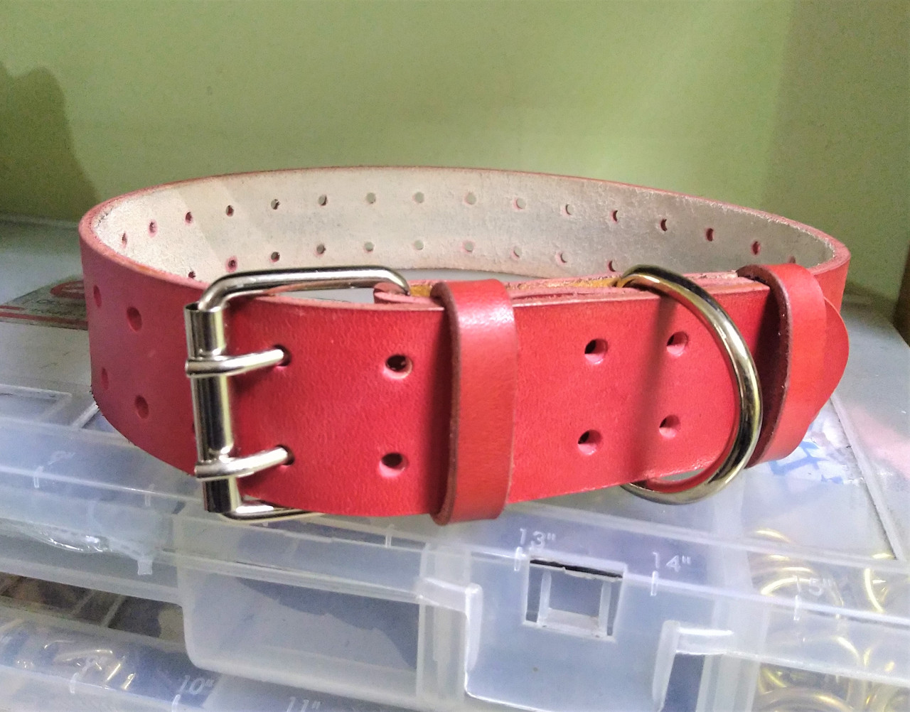 Крепкий надежный ошейник из натуральной кожи ld085 Lockdog L (zoo0000402) Красный
Крепкий надежный ошейник из натуральной кожи ld085 Lockdog L (zoo0000402) Красный