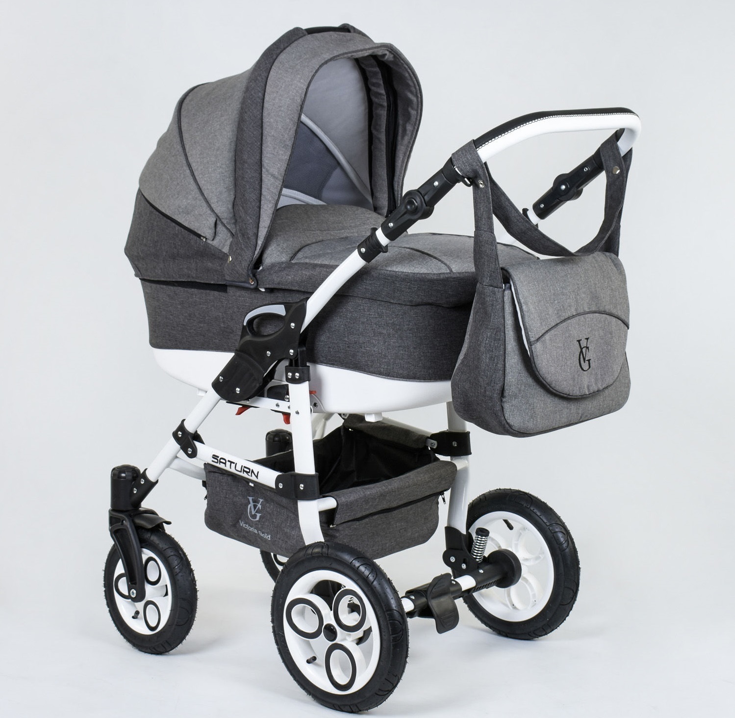 Универсальная коляска 2 в 1 Victoria Gold Saturn 3 Len 0186-L20 Grey (0186-L20)
Универсальная коляска 2 в 1 Victoria Gold Saturn 3 Len 0186-L20 Grey (0186-L20)