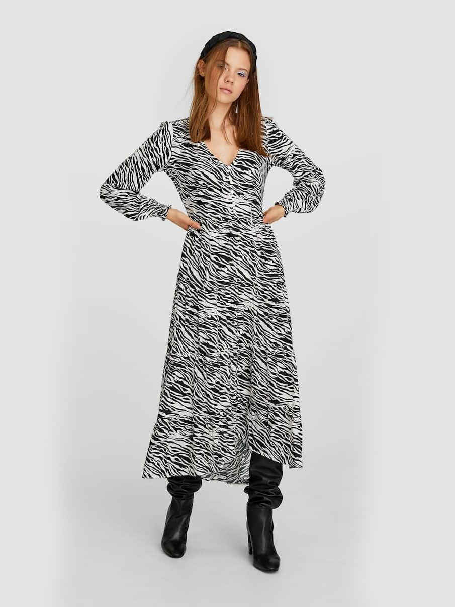 Платье Stradivarius 6277/625/001 S Черное с белым (06277625001024_ZP06277625001024)
Платье Stradivarius 6277/625/001 S Черное с белым (06277625001024_ZP06277625001024)