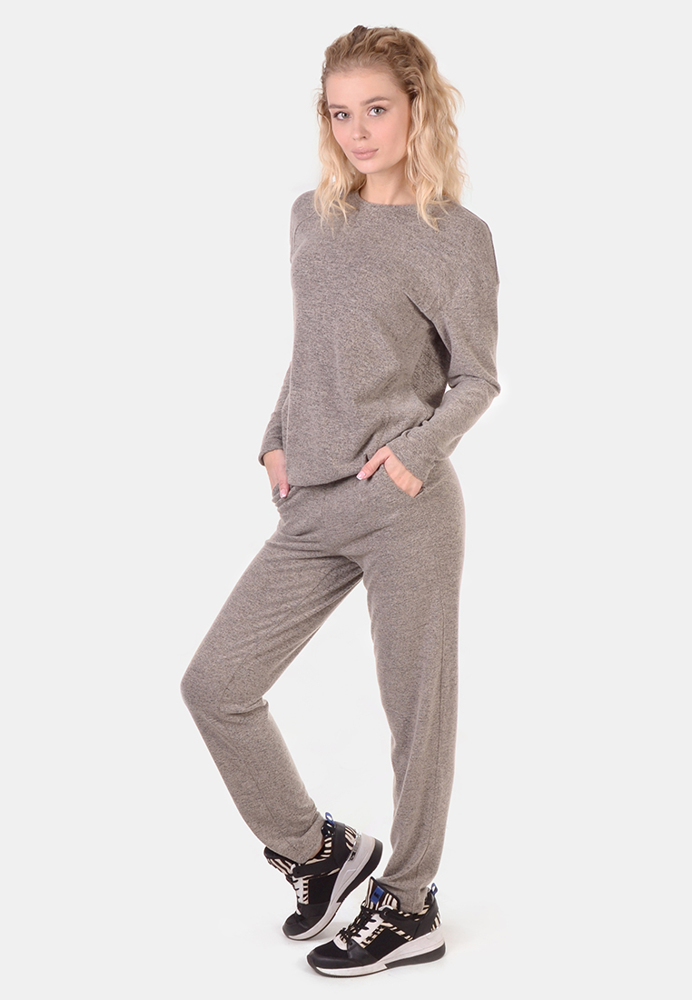 Женский утепленный костюм свободного кроя из ангоры кофта штаны N.EL. 1194-25 XXL кофейный 58855
Женский утепленный костюм свободного кроя из ангоры кофта штаны N.EL. 1194-25 XXL кофейный 58855