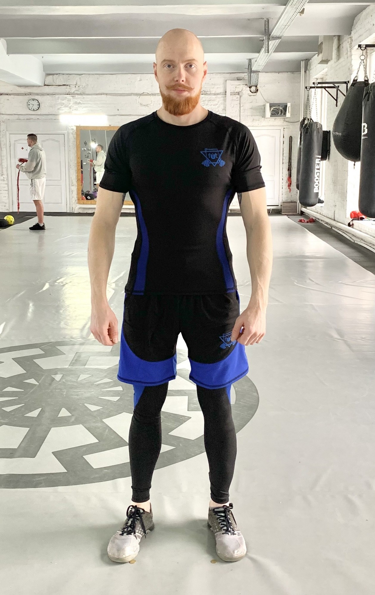 Мужской спортивный комплект (Рашгард+тайтсы+шорты) Armm B-black 3.1 FitU S Черный 000151267
Мужской спортивный комплект (Рашгард+тайтсы+шорты) Armm B-black 3.1 FitU S Черный 000151267
