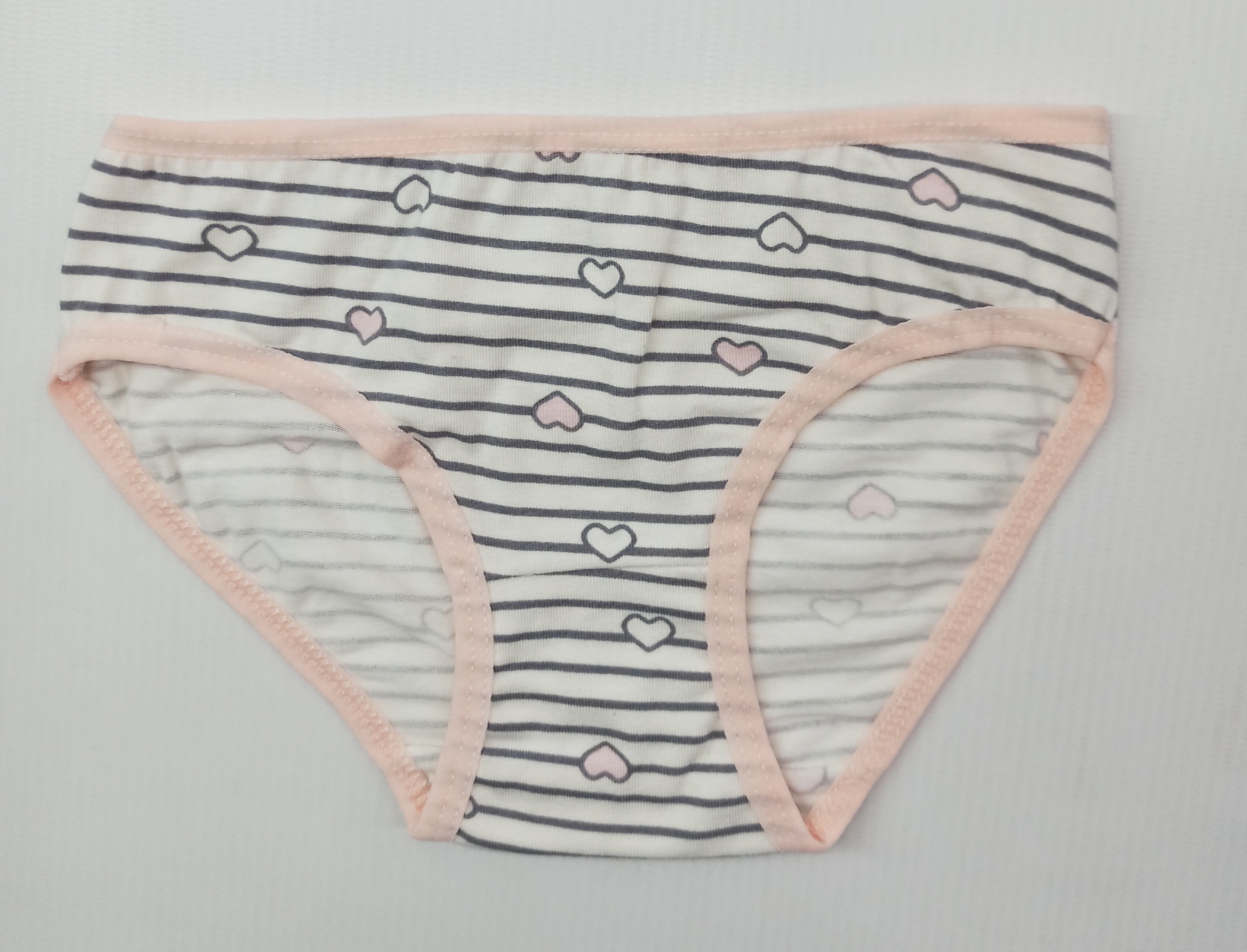 Трусы Donella 41477 86-92см(р) молочный с персиковым
Трусы Donella 41477 86-92см(р) молочный с персиковым