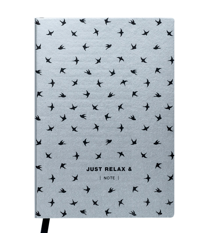 Записная книга блокнот Buromax RELAX A5 96 л клетка иск.кожа серебро (BM.295101-24)
Записная книга блокнот Buromax RELAX A5 96 л клетка иск.кожа серебро (BM.295101-24)
