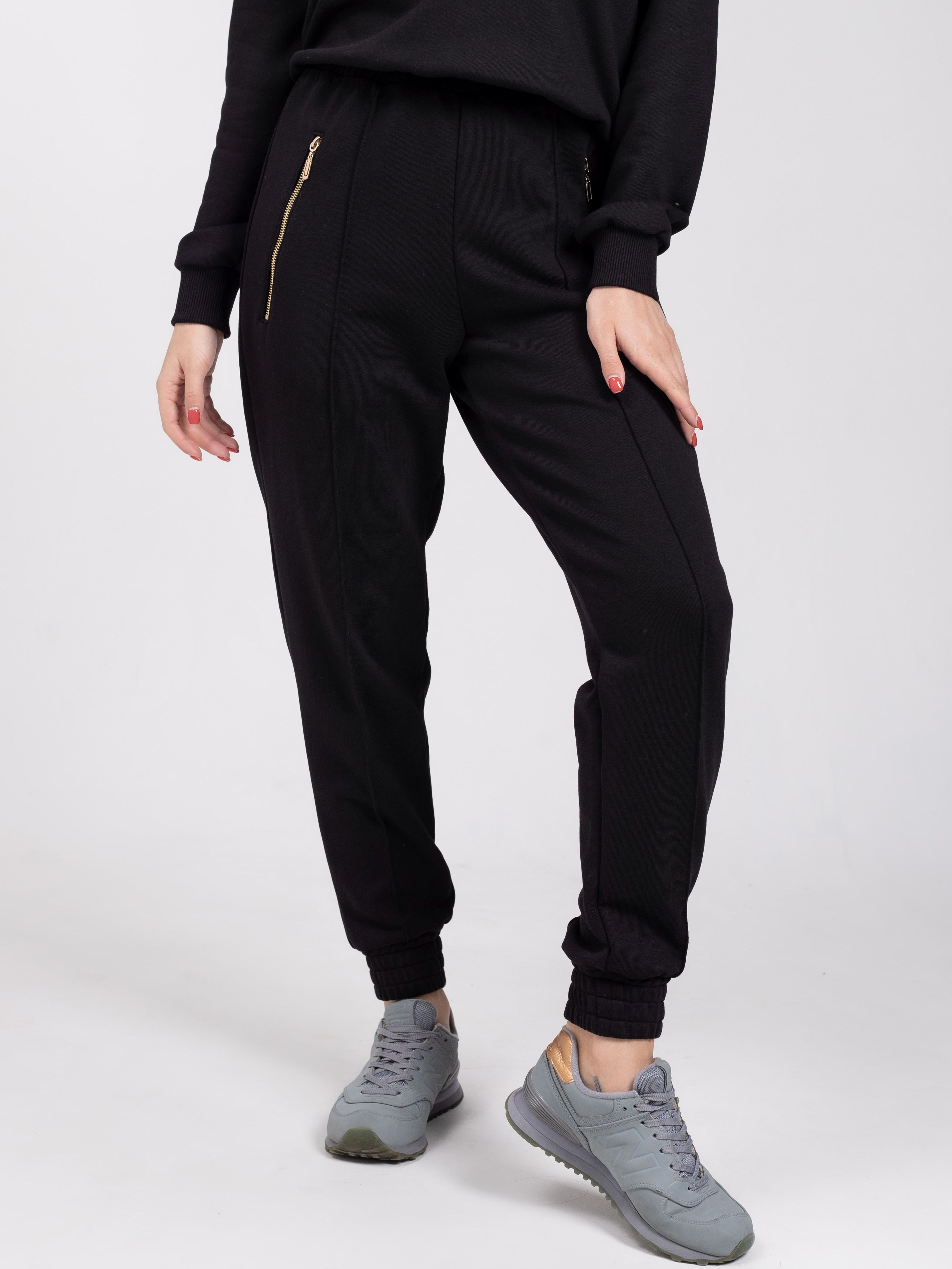 Спортивные штаны Feel and fly Abby Black 171601 Черные, Спортивные штаны Feel and fly Abby Black 171601 M Черные
Спортивные штаны Feel and fly Abby Black 171601 Черные, Спортивные штаны Feel and fly Abby Black 171601 M Черные