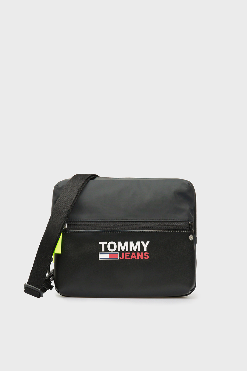 Мужская черная сумка через плечо TJM CAMPUS TWIST CHEST Tommy Hilfiger OS AM0AM07151
Мужская черная сумка через плечо TJM CAMPUS TWIST CHEST Tommy Hilfiger OS AM0AM07151