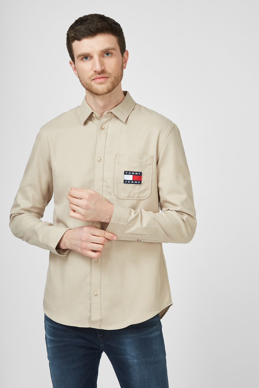 Мужская бежевая рубашка TJM BADGE TENCEL TWILL SHIRT Tommy Hilfiger M DM0DM10159
Мужская бежевая рубашка TJM BADGE TENCEL TWILL SHIRT Tommy Hilfiger M DM0DM10159