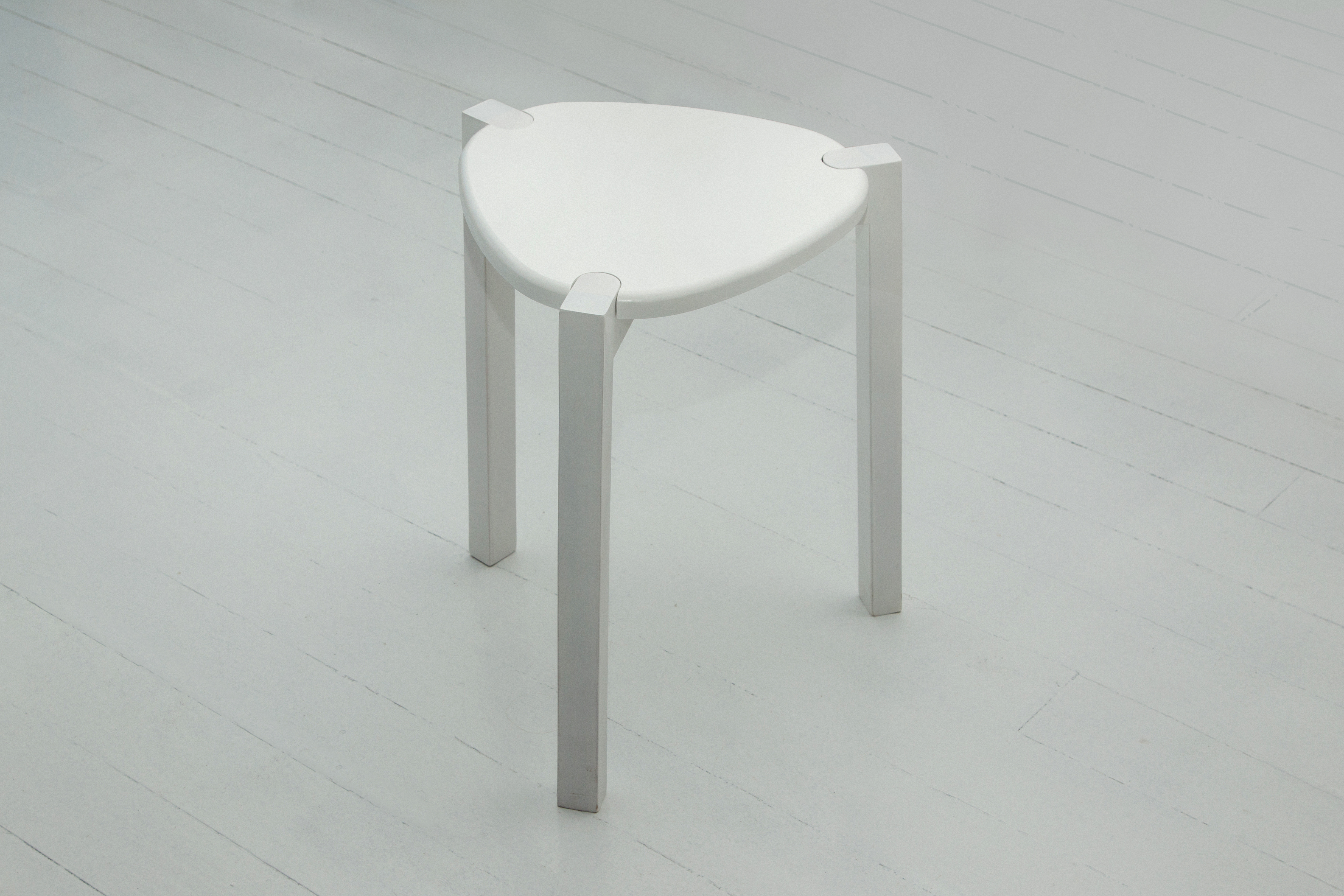 Табурет кухонный из дерева Финский белый цвет Микс Мебель
Табурет кухонный из дерева Финский белый цвет Микс Мебель