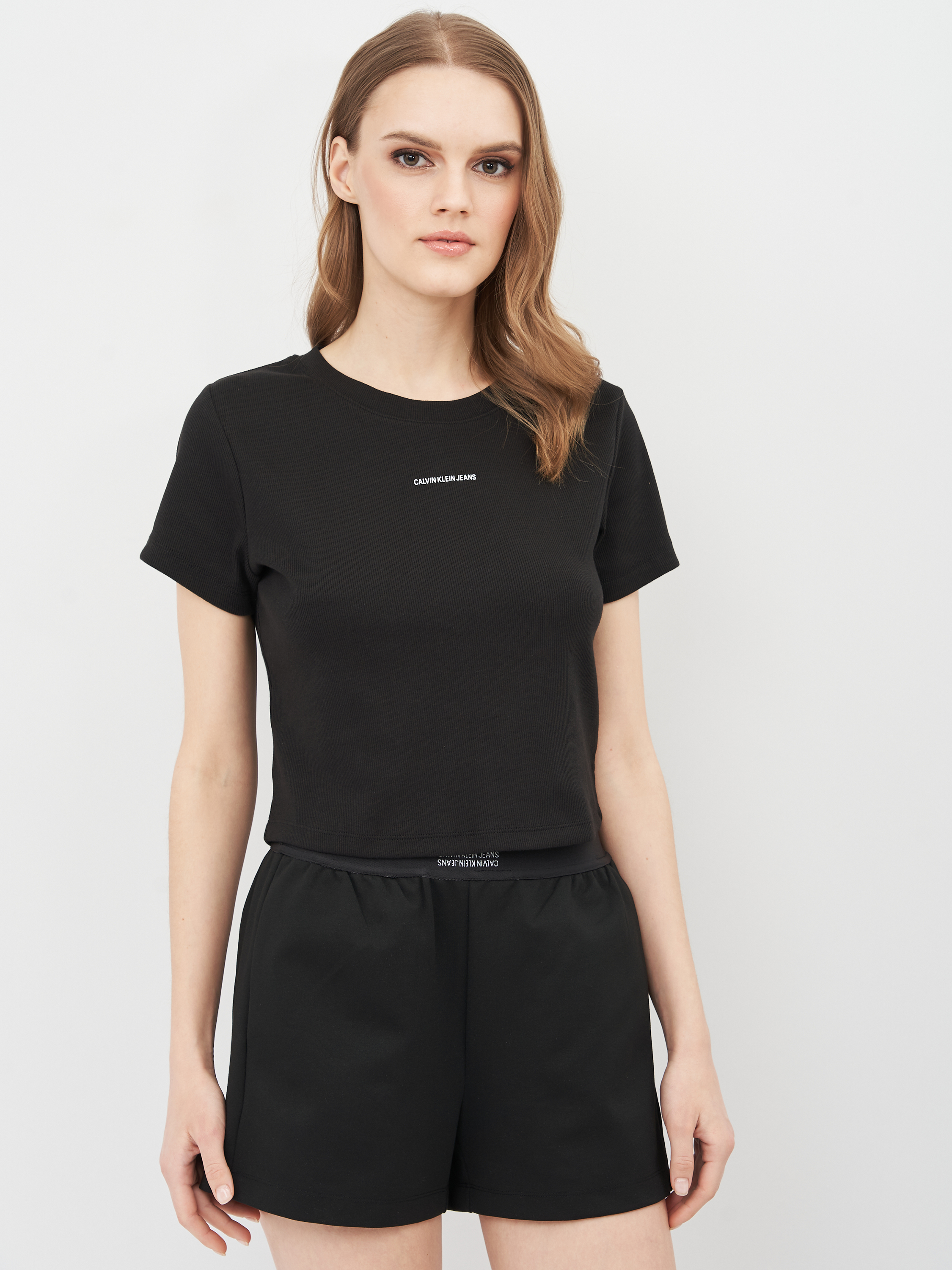 Футболка Calvin Klein Jeans Micro Branding Crop Rib Top J20J215699-BEH M Pvh Black
Футболка Calvin Klein Jeans Micro Branding Crop Rib Top J20J215699-BEH M Pvh Black