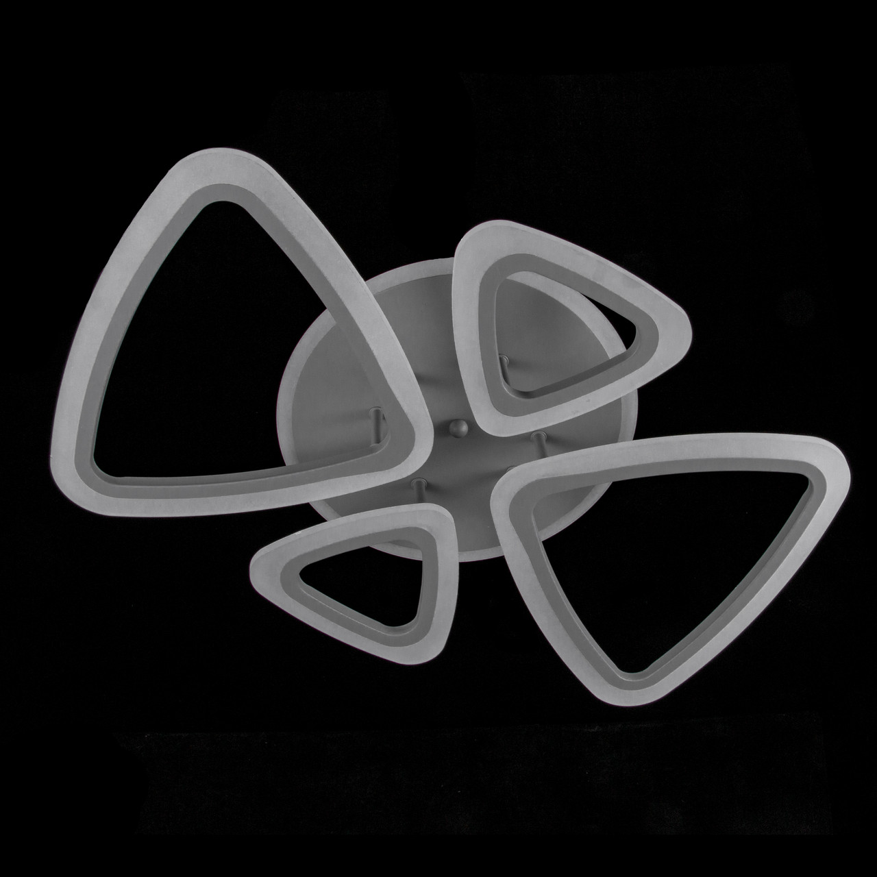 Потолочная светодиодная люстра с диммером и подсветкой основания P5-Y1590/4/GREY
Потолочная светодиодная люстра с диммером и подсветкой основания P5-Y1590/4/GREY