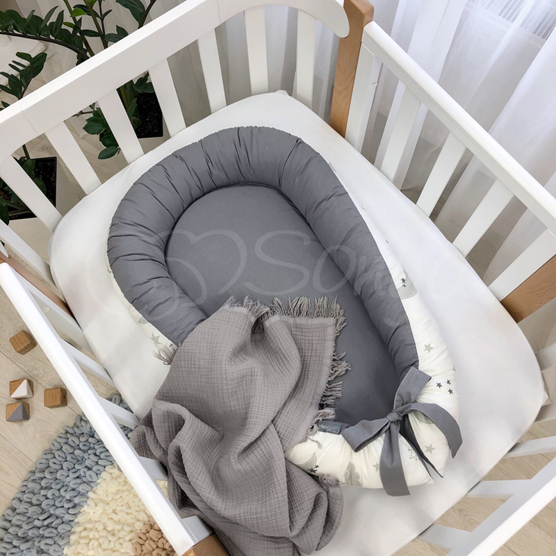 Кокон для новорожденных (позиционер гнездышко) Baby Design Baby Облака серые с месяцем 90х65 см
Кокон для новорожденных (позиционер гнездышко) Baby Design Baby Облака серые с месяцем 90х65 см