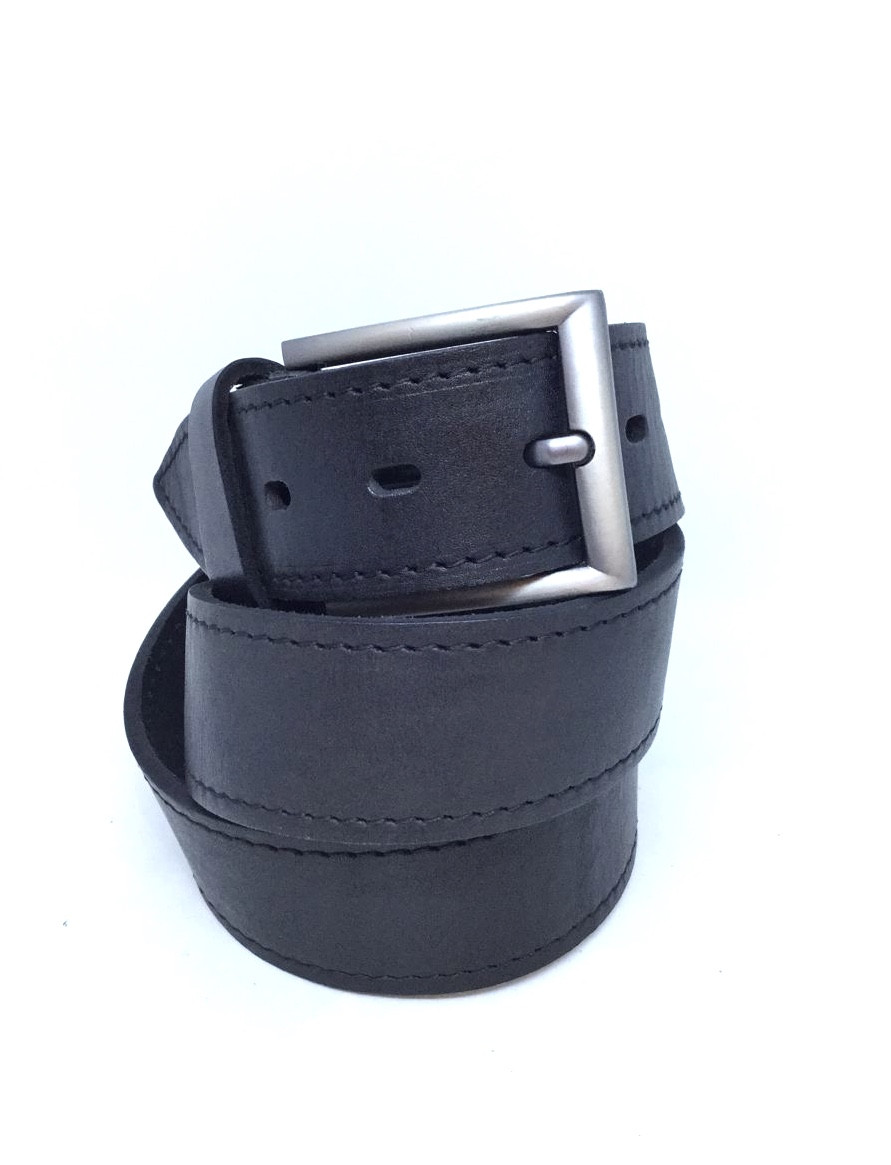 Мужской ремень кожаный Masco 1072 111 см Черный
Мужской ремень кожаный Masco 1072 111 см Черный