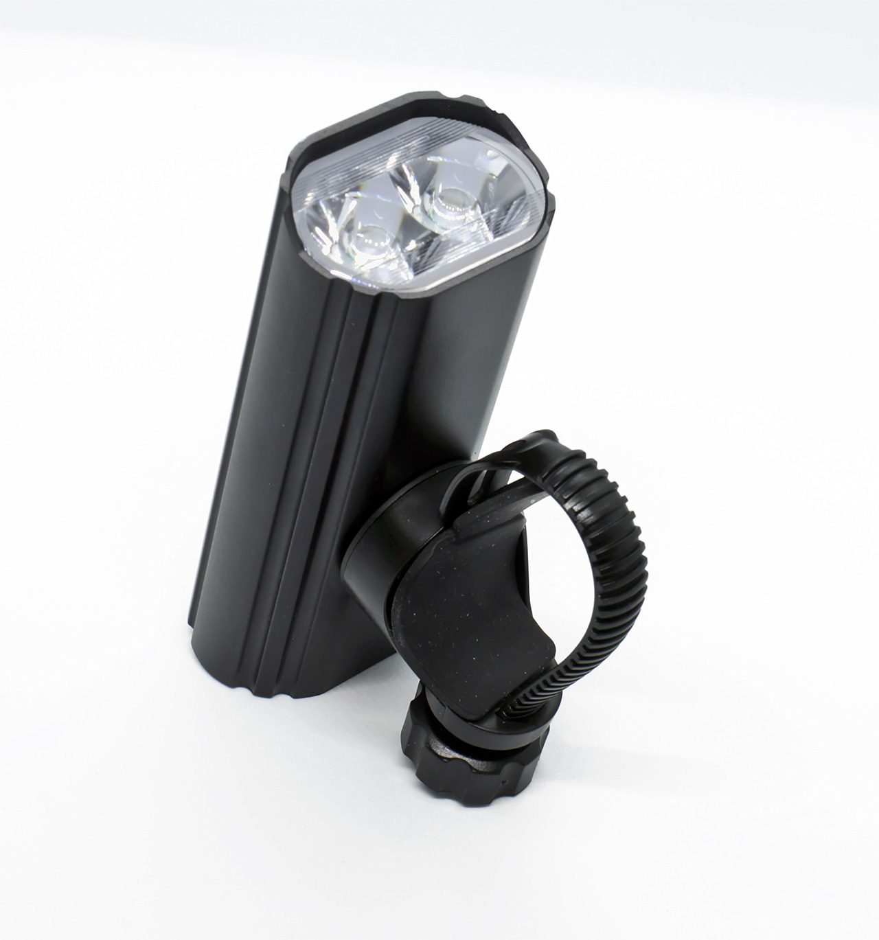 Фонарик велосипедный Soshine TB1 USB, IPX-6, 5200mAh, 1800Lm, LED XML 2, Алюминий, 5 режимов, LED, Box
Фонарик велосипедный Soshine TB1 USB, IPX-6, 5200mAh, 1800Lm, LED XML 2, Алюминий, 5 режимов, LED, Box