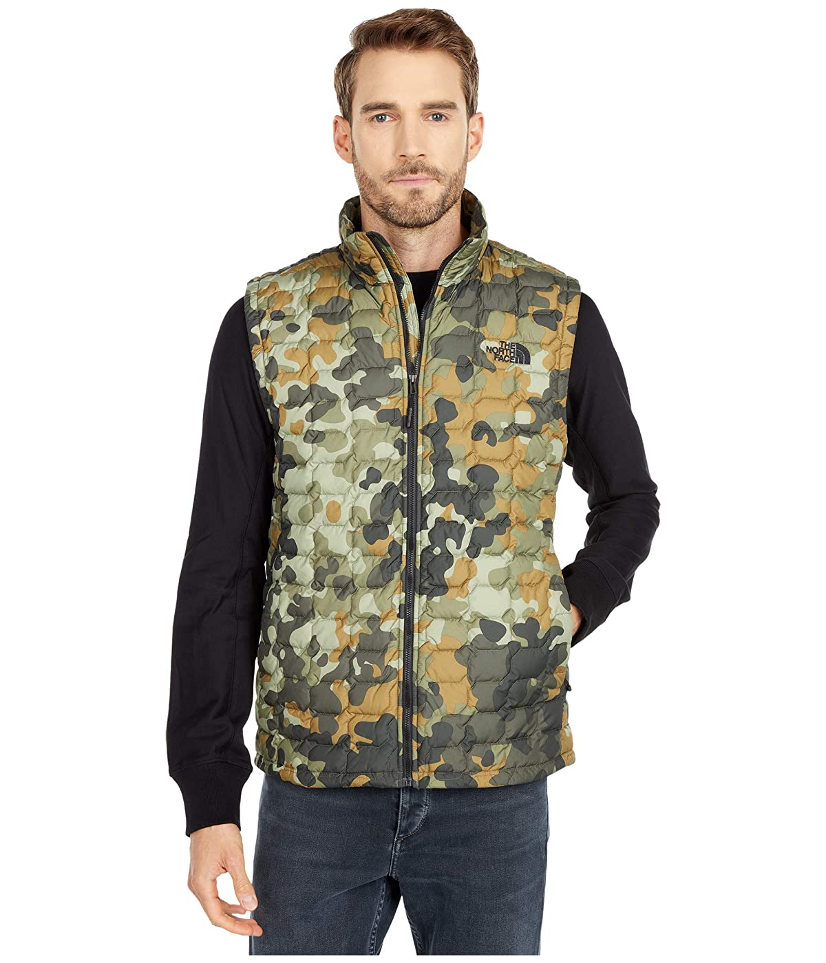 Жилет утепленный The North Face Thermoball Vest New Taupe/Green Macrofleck/Camo Print, S (44)
Жилет утепленный The North Face Thermoball Vest New Taupe/Green Macrofleck/Camo Print, S (44)