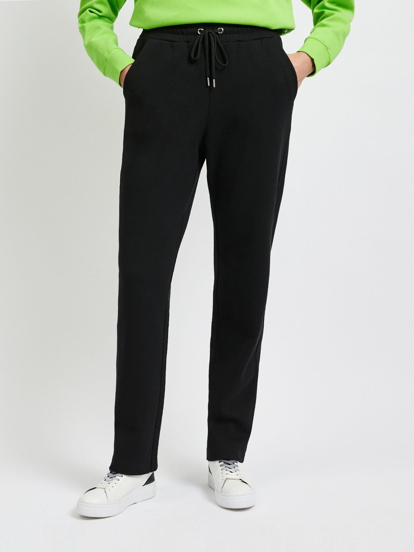 Спортивные штаны United Colors of Benetton 35YVP0506-100, Спортивные штаны United Colors of Benetton 35YVP0506-100 L
Спортивные штаны United Colors of Benetton 35YVP0506-100, Спортивные штаны United Colors of Benetton 35YVP0506-100 L