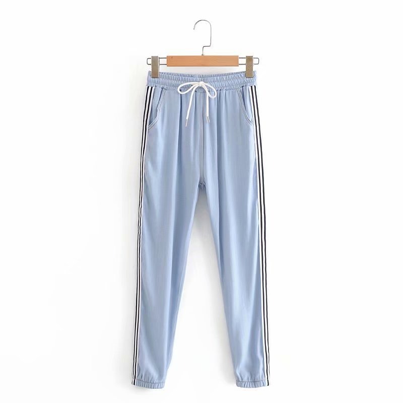 Брюки-джоггеры женские с лампасами Sport Berni Fashion () Голубой, Брюки-джоггеры женские с лампасами Sport Berni Fashion (L) Голубой
Брюки-джоггеры женские с лампасами Sport Berni Fashion () Голубой, Брюки-джоггеры женские с лампасами Sport Berni Fashion (L) Голубой