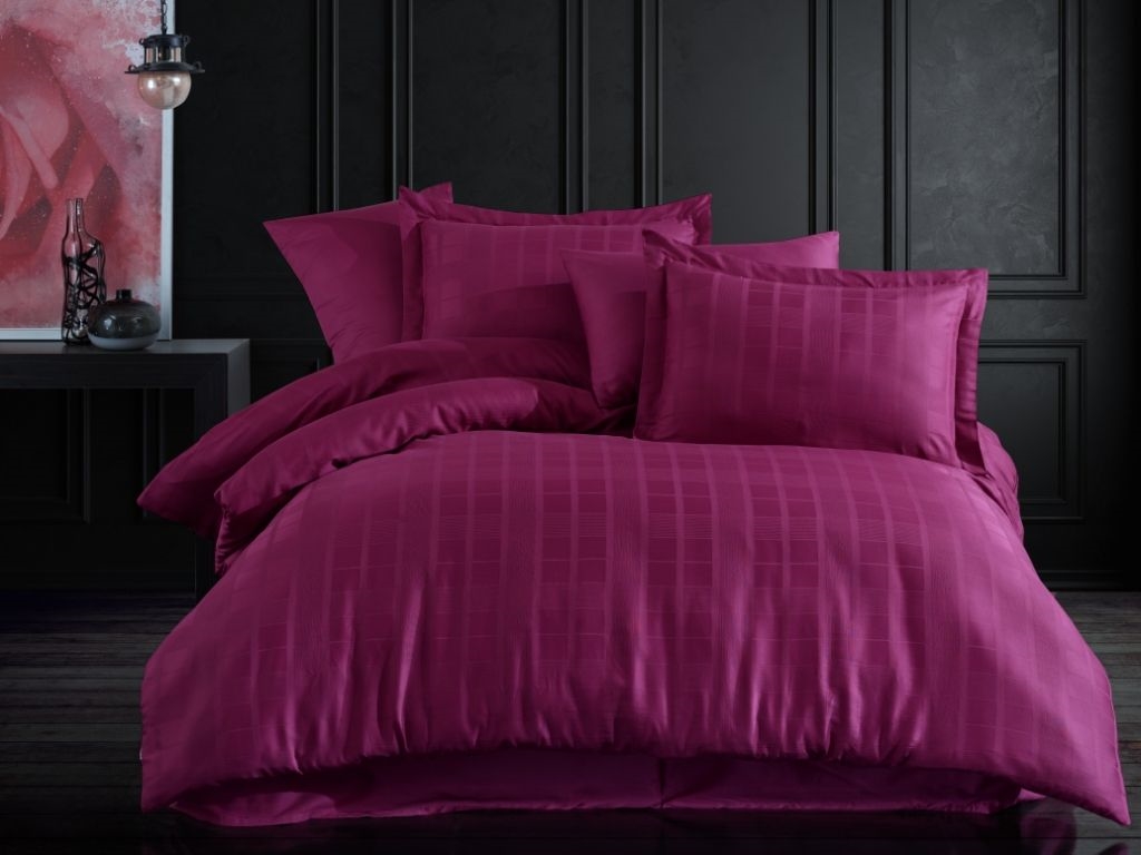 Комплект постельного белья HOBBY Exclusive Sateen Diamond EKOSE т.фуксія 200*220/4*50*70
Комплект постельного белья HOBBY Exclusive Sateen Diamond EKOSE т.фуксія 200*220/4*50*70