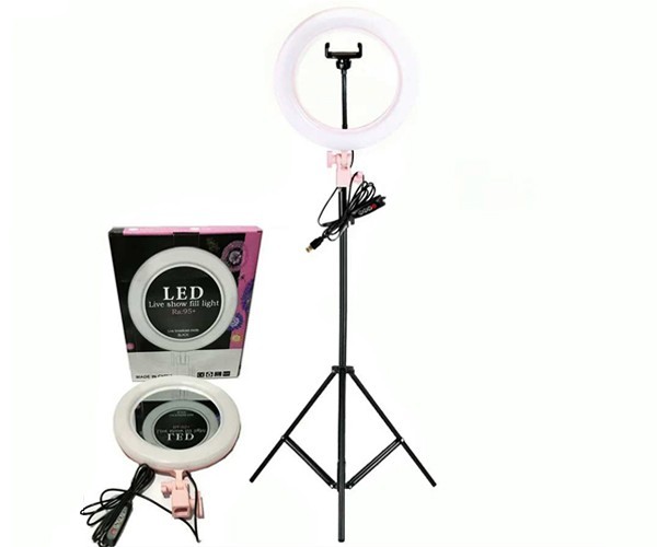Кольцевая LED лампа набор блогера с зеркалом + штатив Ring Light 26 см (RA-95) VIALED
Кольцевая LED лампа набор блогера с зеркалом + штатив Ring Light 26 см (RA-95) VIALED