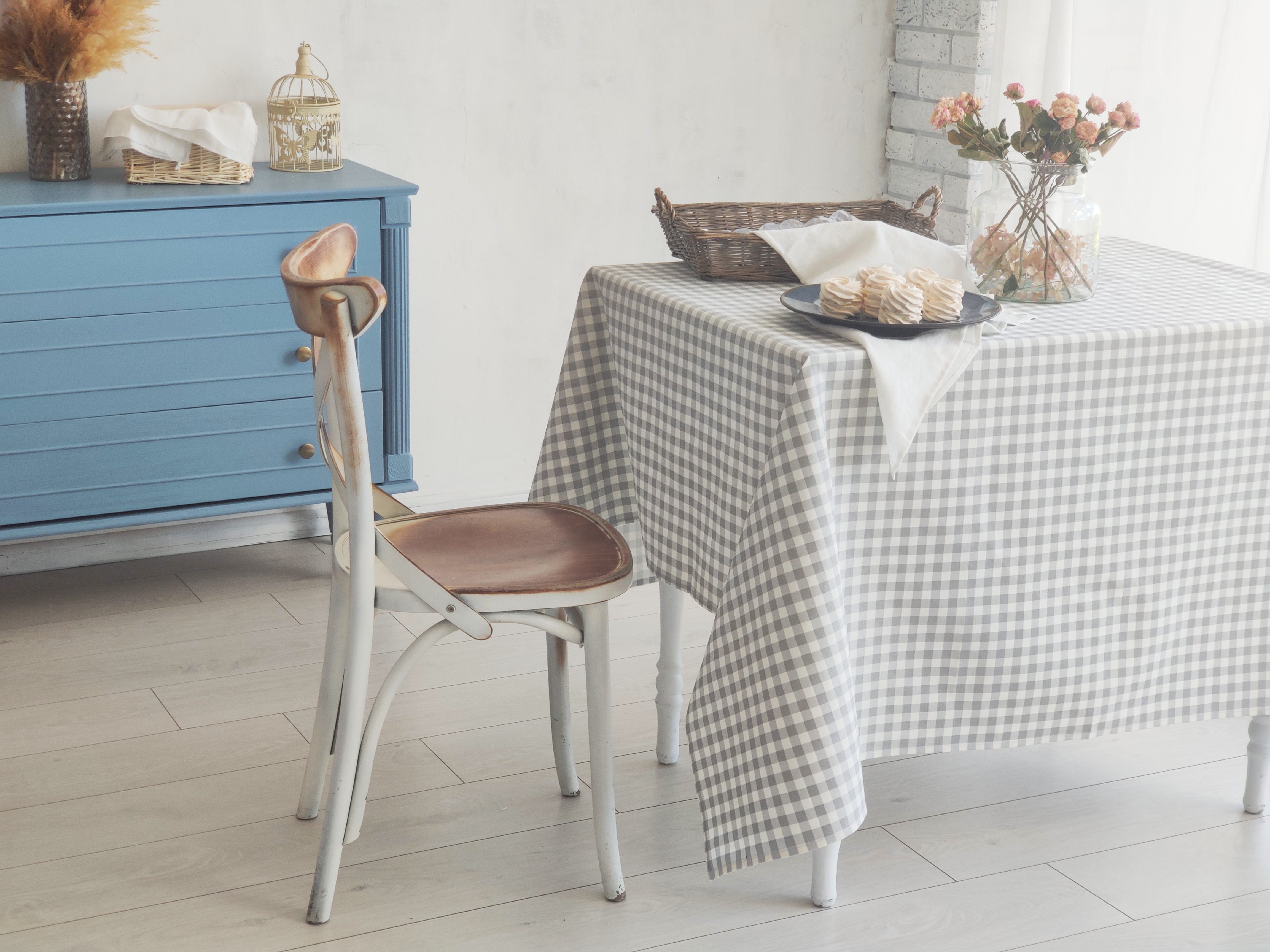 Скатерть на стол с водоотталкивающей пропиткой ESTET™ Tenderness в клеточку 170×150 см.
Скатерть на стол с водоотталкивающей пропиткой ESTET™ Tenderness в клеточку 170×150 см.