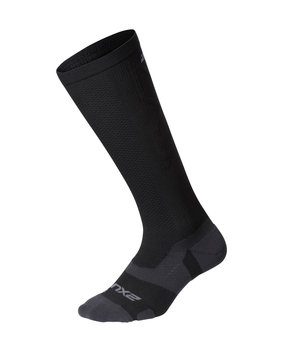 Компрессионные спортивные носки-гольфы 2XU, Vectr Light Cushion, M1, черный/титановый
Компрессионные спортивные носки-гольфы 2XU, Vectr Light Cushion, M1, черный/титановый