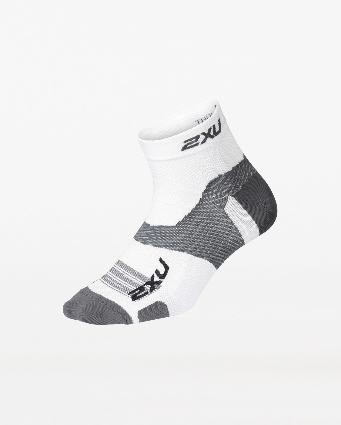 Компрессионные спортивные укороченные носки 2XU, Vectr Ultralight 1/4 Crew, M (38-42), белый/серый
Компрессионные спортивные укороченные носки 2XU, Vectr Ultralight 1/4 Crew, M (38-42), белый/серый