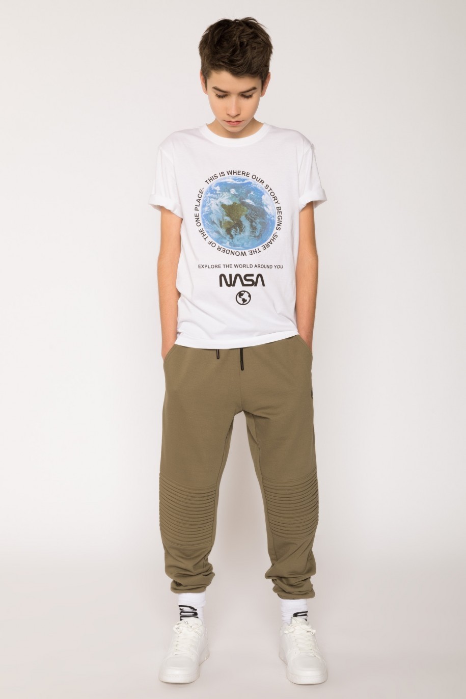 Спортивные штаны Reporter Young (211-0117B-16-582-1) 140 см. хаки
Спортивные штаны Reporter Young (211-0117B-16-582-1) 140 см. хаки