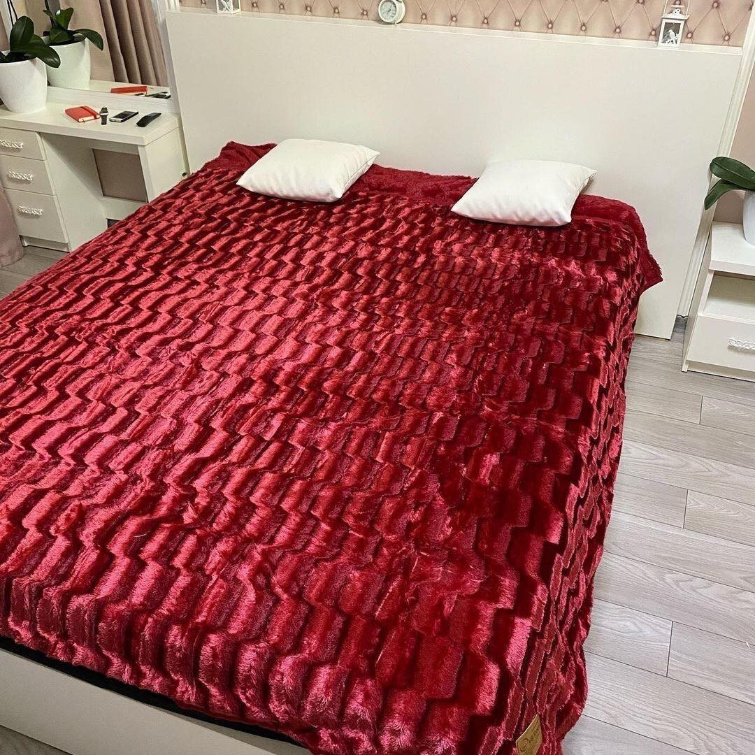 Мягкий двухсторонний плед покрывало Норка 220х240 см в подарочной упаковке (Бордовый)
Мягкий двухсторонний плед покрывало Норка 220х240 см в подарочной упаковке (Бордовый)