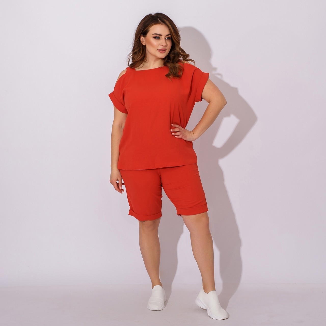 Костюм женский летний кофта плечи вырез шорты Miss Podium Фрезовый, Костюм женский летний кофта плечи вырез шорты Miss Podium Фрезовый 60
Костюм женский летний кофта плечи вырез шорты Miss Podium Фрезовый, Костюм женский летний кофта плечи вырез шорты Miss Podium Фрезовый 60