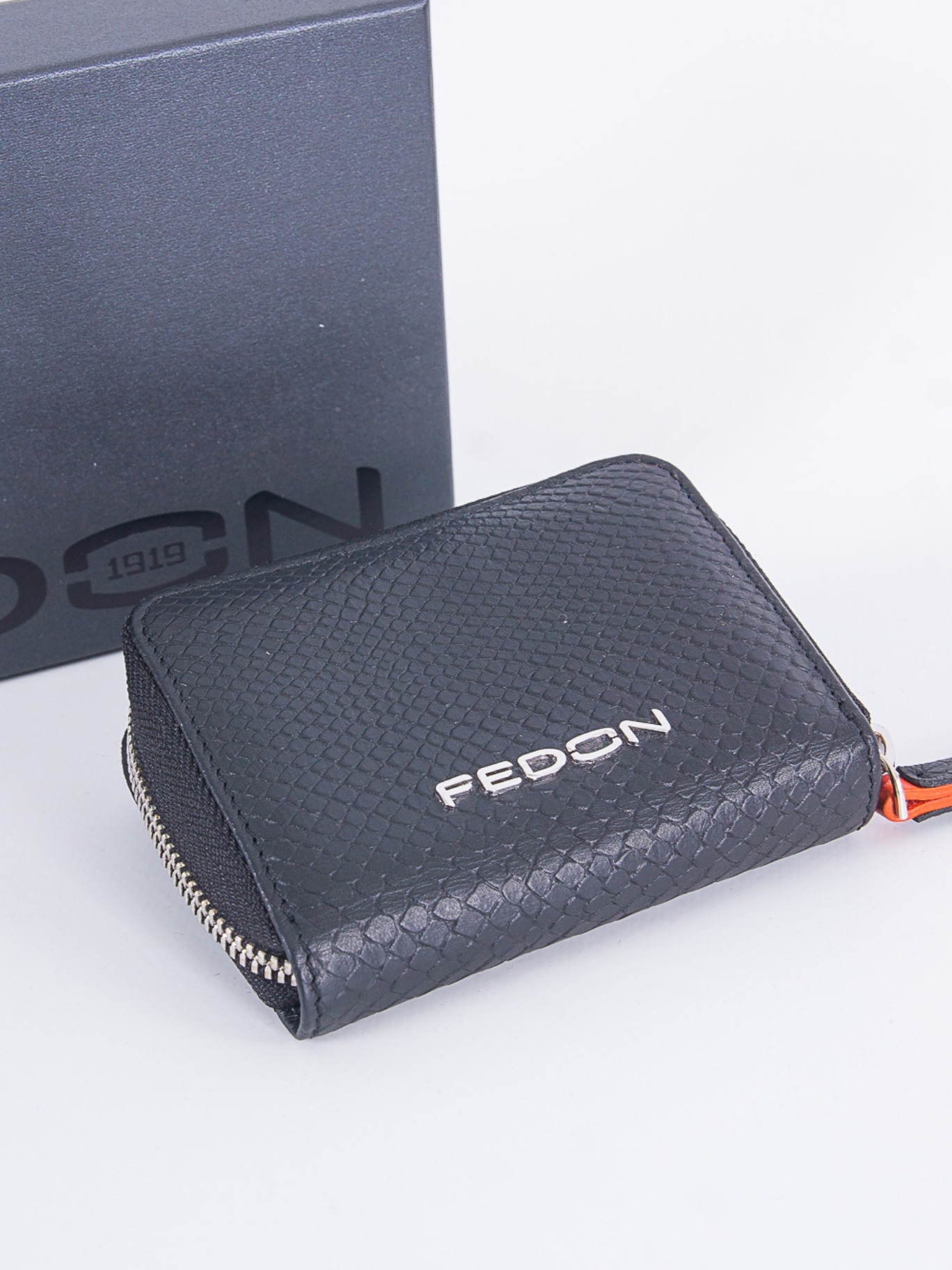 Кошелек кожаный Fedon 90009846901 Черный, Кошелек кожаный Fedon 90009846901 One size Черный
Кошелек кожаный Fedon 90009846901 Черный, Кошелек кожаный Fedon 90009846901 One size Черный
