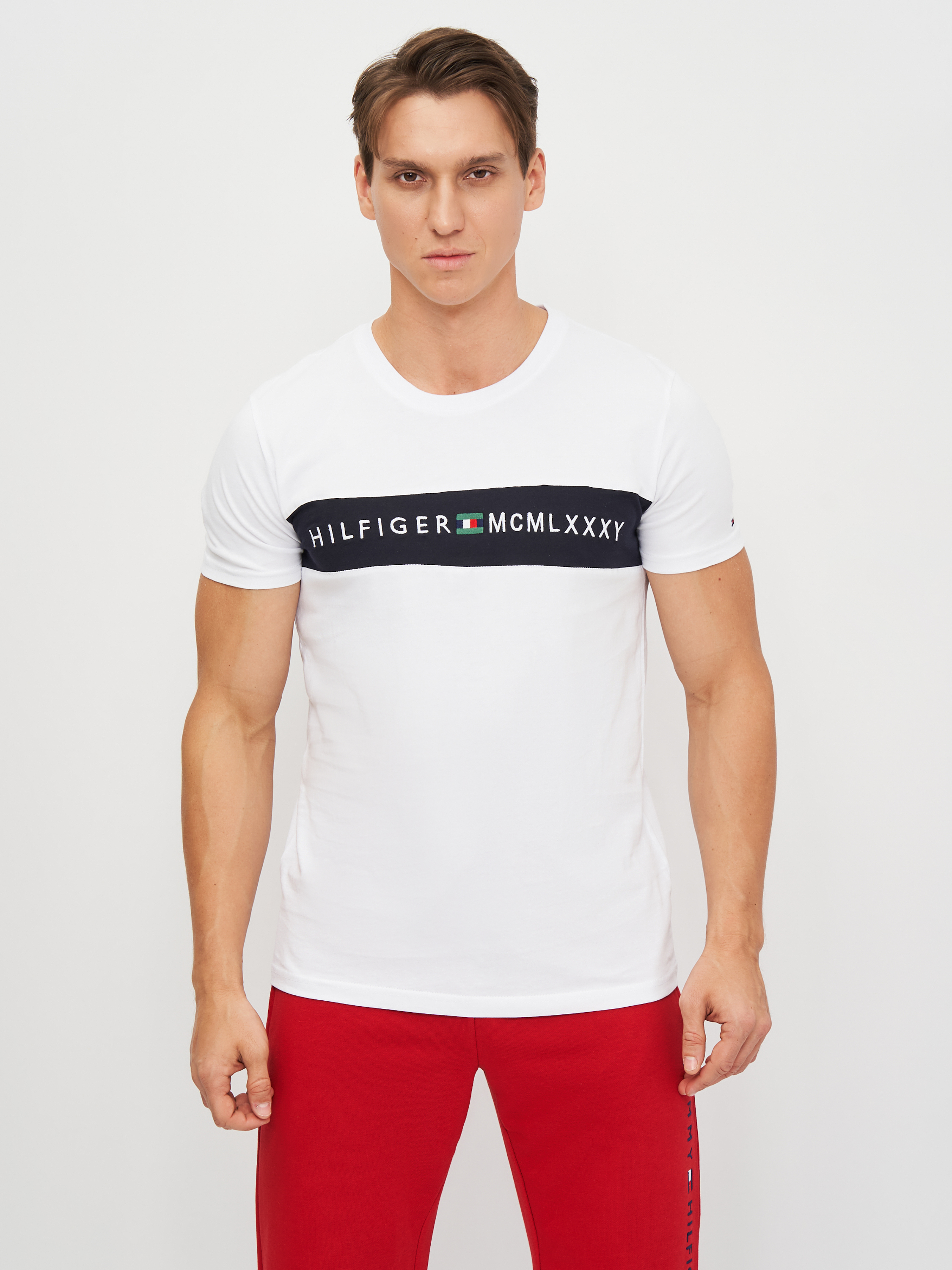 Футболка Tommy Hilfiger 10736.2 (46) Белая, Футболка Tommy Hilfiger 10736.2 M (46) Белая
Футболка Tommy Hilfiger 10736.2 (46) Белая, Футболка Tommy Hilfiger 10736.2 M (46) Белая
