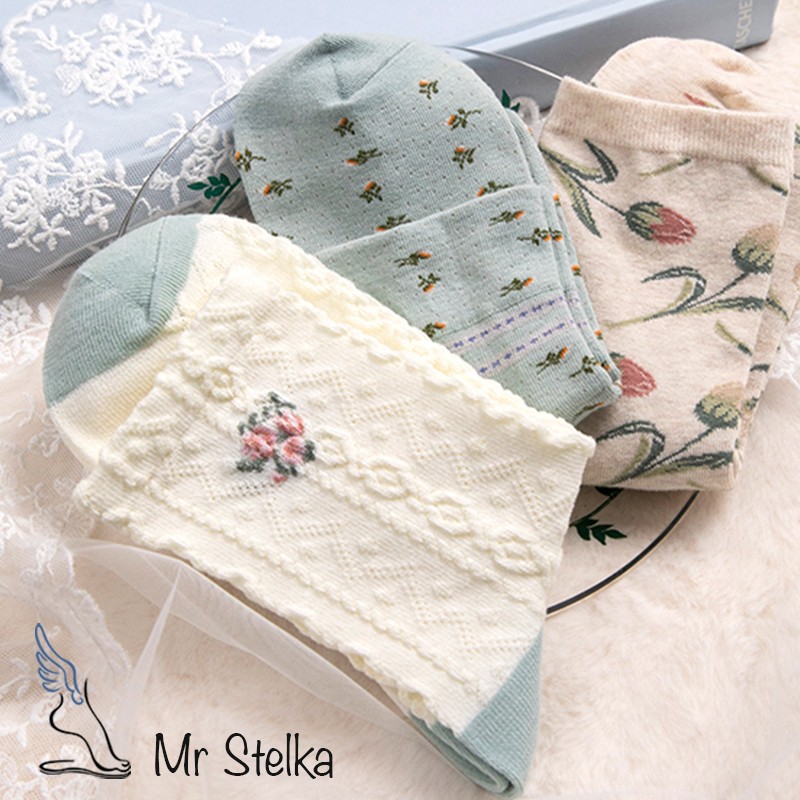 Набор женских носков Caramella "Floral", 3 пары, 35-39р (22-24 см) CA-41 A 
Набор женских носков Caramella "Floral", 3 пары, 35-39р (22-24 см) CA-41 A