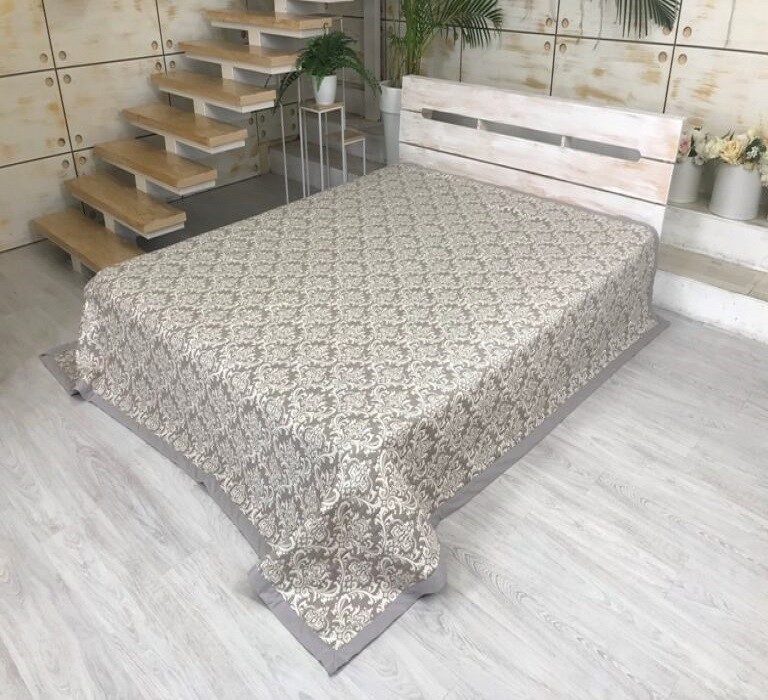Покрывало жаккардовое двухстороннее Богемская рапсодия CottonTwill 240х235 см (П011-2)
Покрывало жаккардовое двухстороннее Богемская рапсодия CottonTwill 240х235 см (П011-2)