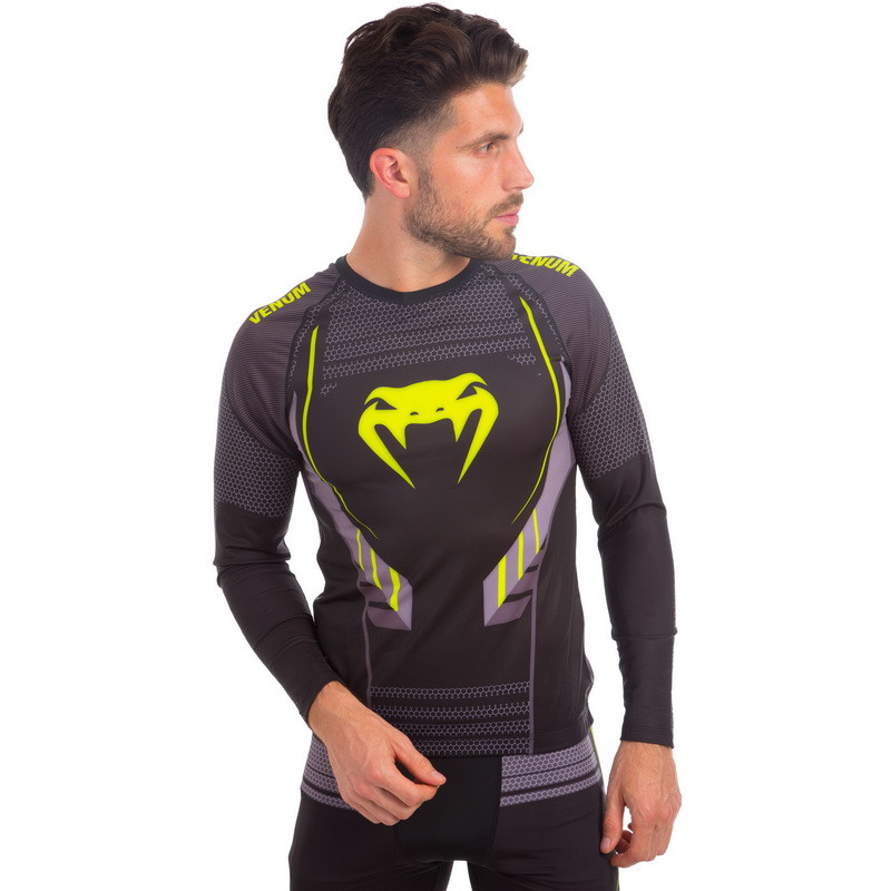 Рашгард мужской с длинным рукавом Venum Technical Heroe 8137 размер XXL (50-52) Black-Grey-Yellow
Рашгард мужской с длинным рукавом Venum Technical Heroe 8137 размер XXL (50-52) Black-Grey-Yellow