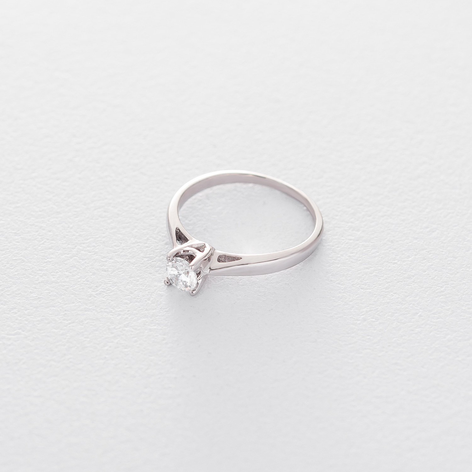 Золотое помолвочное кольцо (циркон Swarovski) к06296 Оникс 16.5
Золотое помолвочное кольцо (циркон Swarovski) к06296 Оникс 16.5