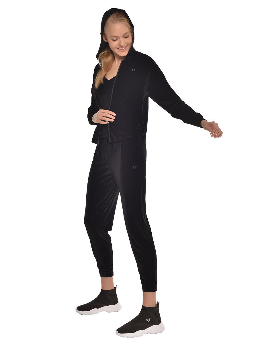 Спортивный костюм Bilcee TB20WL02W8688-1_1001 Черный L
Спортивный костюм Bilcee TB20WL02W8688-1_1001 Черный L