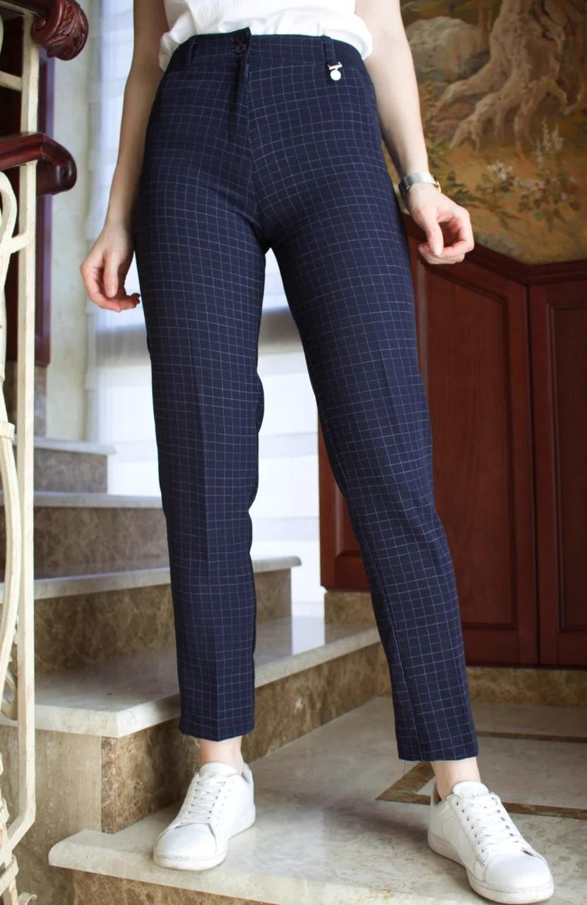 Брюки Classic Fashion деловые женские в клетку на лето с завышенной талией, на молнии темно-синие 3XL, Брюки Classic Fashion деловые женские в клетку на лето с завышенной талией, на молнии темно-синие 54 3XL
Брюки Classic Fashion деловые женские в клетку на лето с завышенной талией, на молнии темно-синие 3XL, Брюки Classic Fashion деловые женские в клетку на лето с завышенной талией, на молнии темно-синие 54 3XL