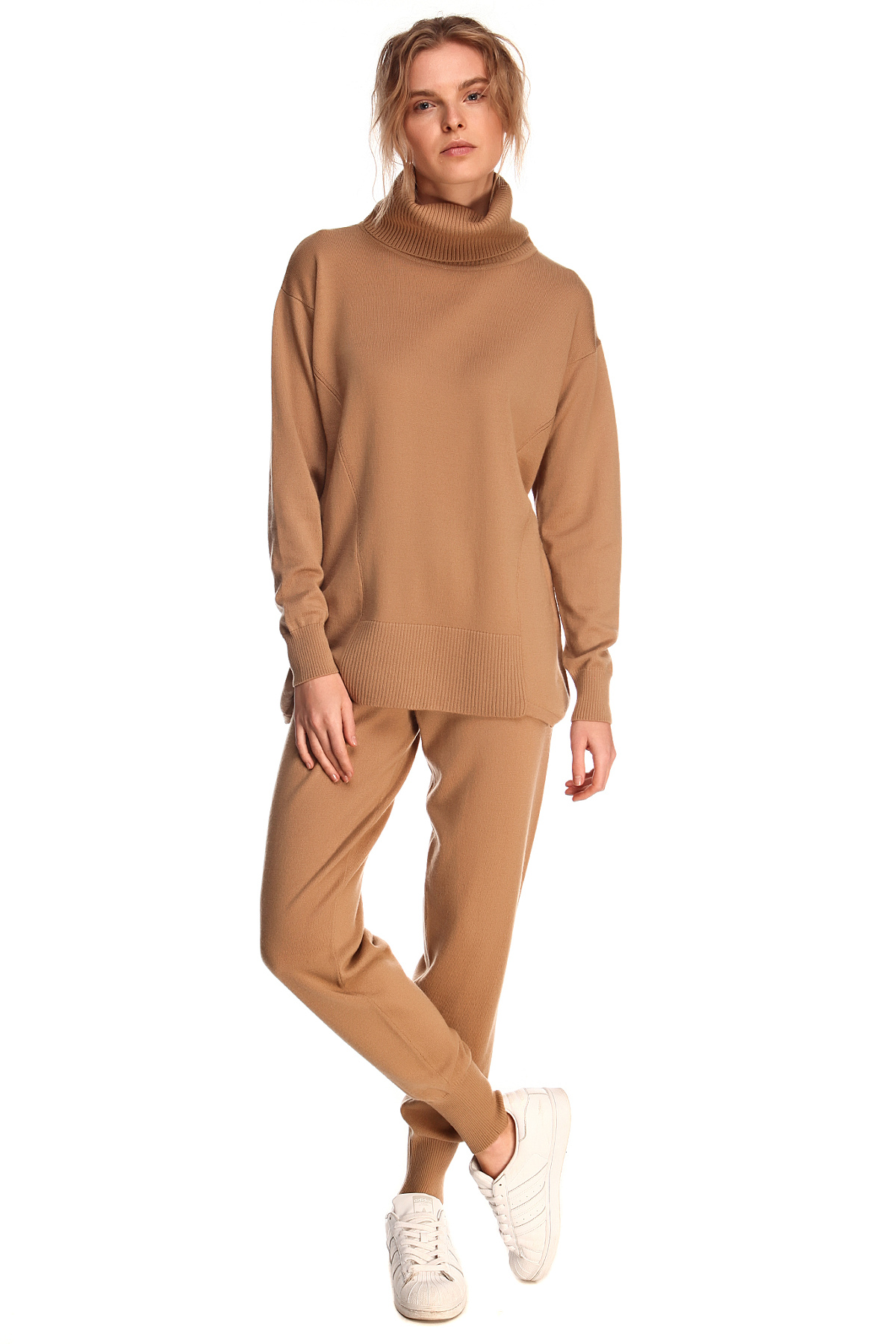 Костюм Viamaro из мериноса КОС бежевый #2313L, Костюм Viamaro из мериноса КОС бежевый L #2313L
Костюм Viamaro из мериноса КОС бежевый #2313L, Костюм Viamaro из мериноса КОС бежевый L #2313L