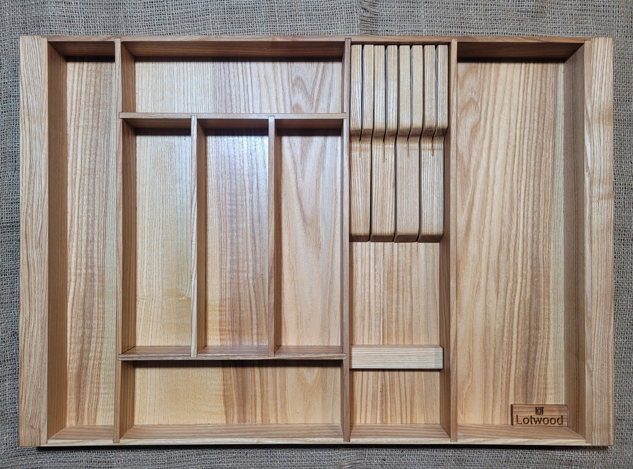 Лоток для столовых приборов P690.450 ясень
Лоток для столовых приборов P690.450 ясень