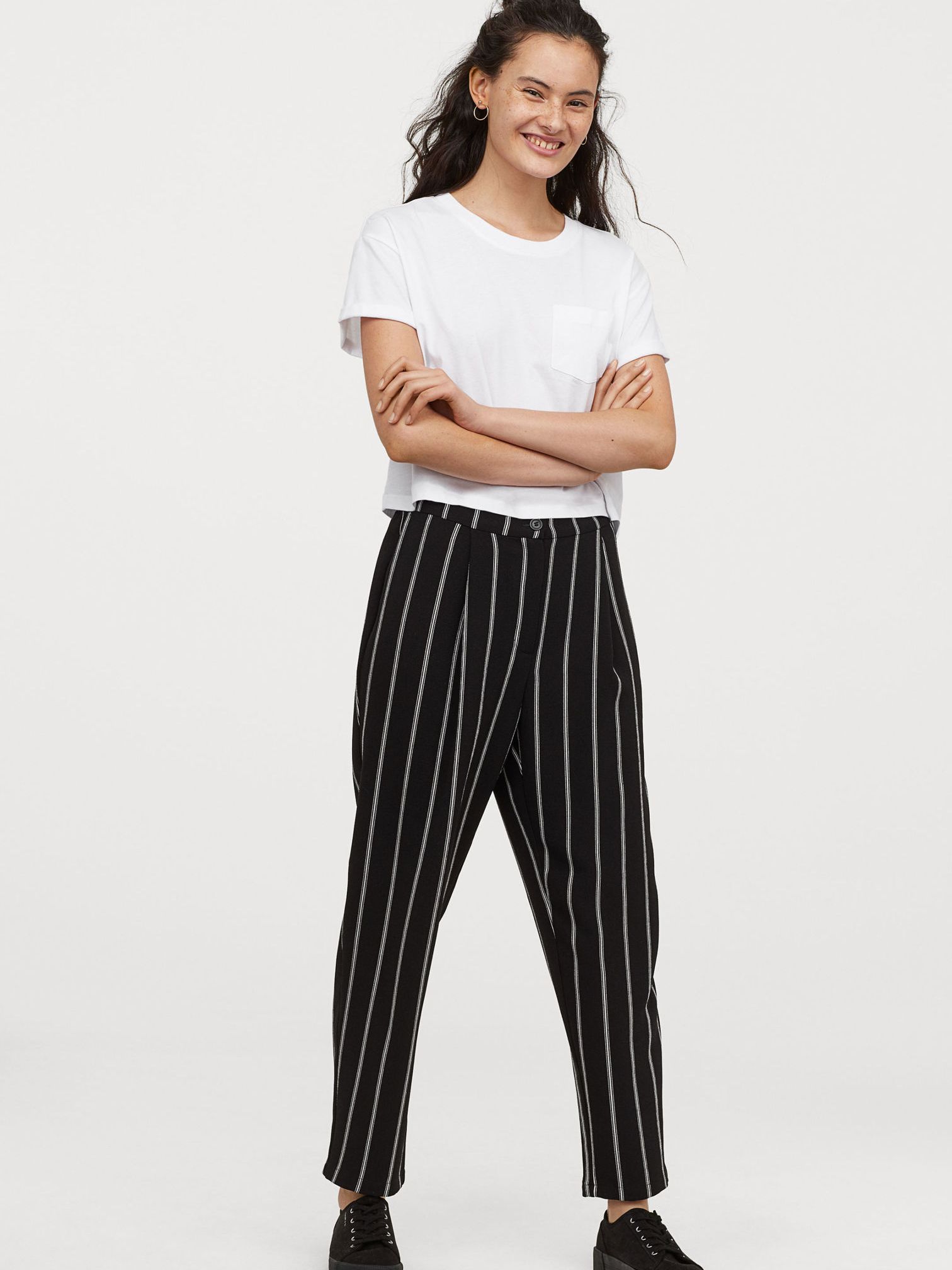 Брюки H&M Divided 04-0684971-8 Черные (СА2000001549872, Брюки H&M Divided 04-0684971-8 42 Черные (СА2000001549872)
Брюки H&M Divided 04-0684971-8 Черные (СА2000001549872, Брюки H&M Divided 04-0684971-8 42 Черные (СА2000001549872)