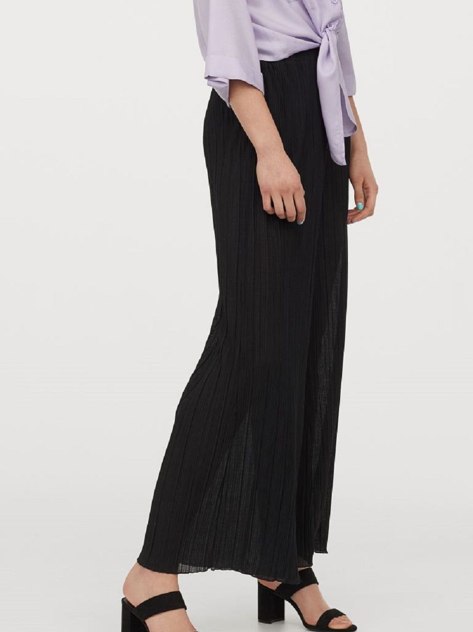 Брюки H&M Divided 0841283-1 Черные (СА2000001728215, Брюки H&M Divided 0841283-1 42 Черные (СА2000001728215)
Брюки H&M Divided 0841283-1 Черные (СА2000001728215, Брюки H&M Divided 0841283-1 42 Черные (СА2000001728215)