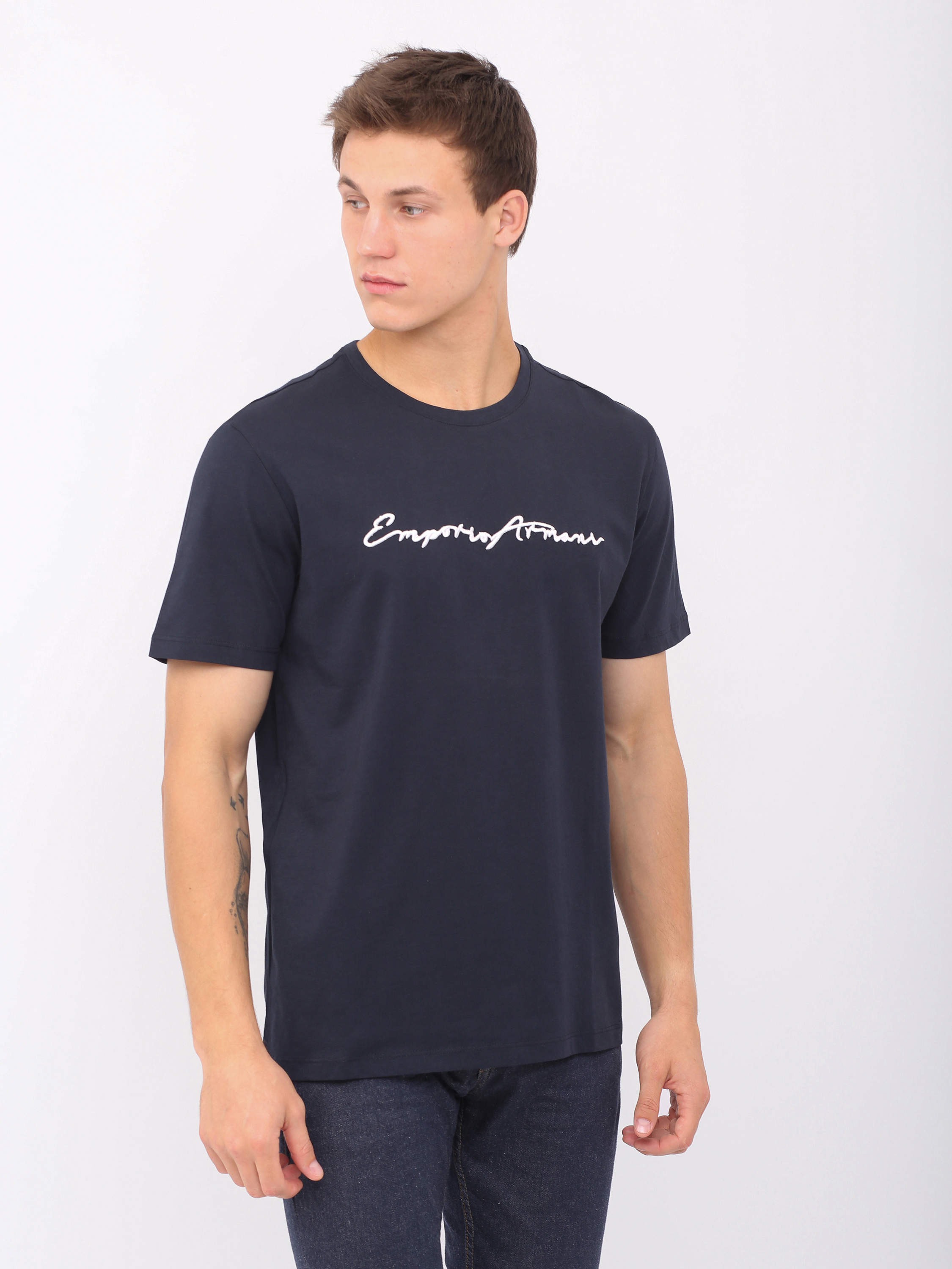 Футболка Emporio Armani 10288.3 (44) Темно-синяя, Футболка Emporio Armani 10288.3 S (44) Темно-синяя
Футболка Emporio Armani 10288.3 (44) Темно-синяя, Футболка Emporio Armani 10288.3 S (44) Темно-синяя