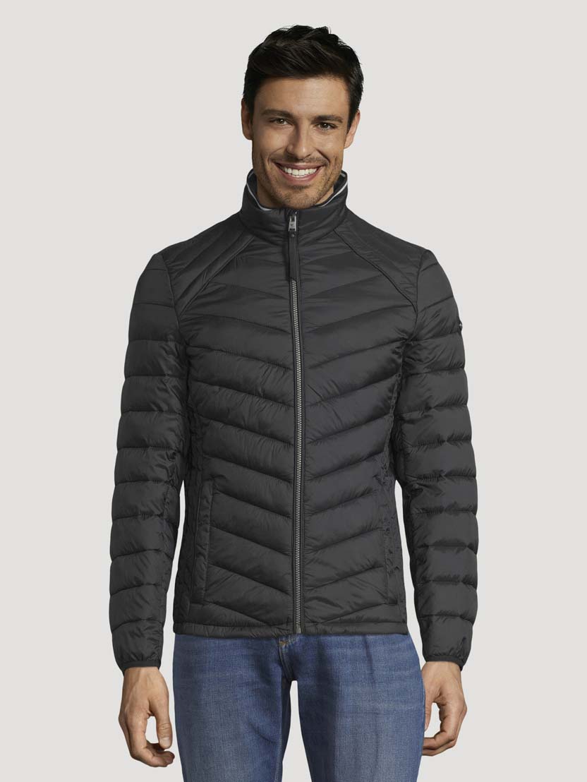 Куртка Tom Tailor LightWeight 1024068 29999 L черный 
Куртка Tom Tailor LightWeight 1024068 29999 L черный