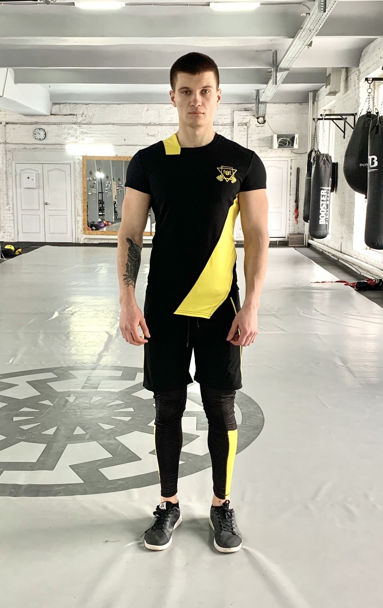 Мужской спортивный комплект(Футболка+тайтсы+шорты) fitU Grade y-black 3.0 Черный, Мужской спортивный комплект(Футболка+тайтсы+шорты) fitU Grade y-black 3.0 XL Черный
Мужской спортивный комплект(Футболка+тайтсы+шорты) fitU Grade y-black 3.0 Черный, Мужской спортивный комплект(Футболка+тайтсы+шорты) fitU Grade y-black 3.0 XL Черный