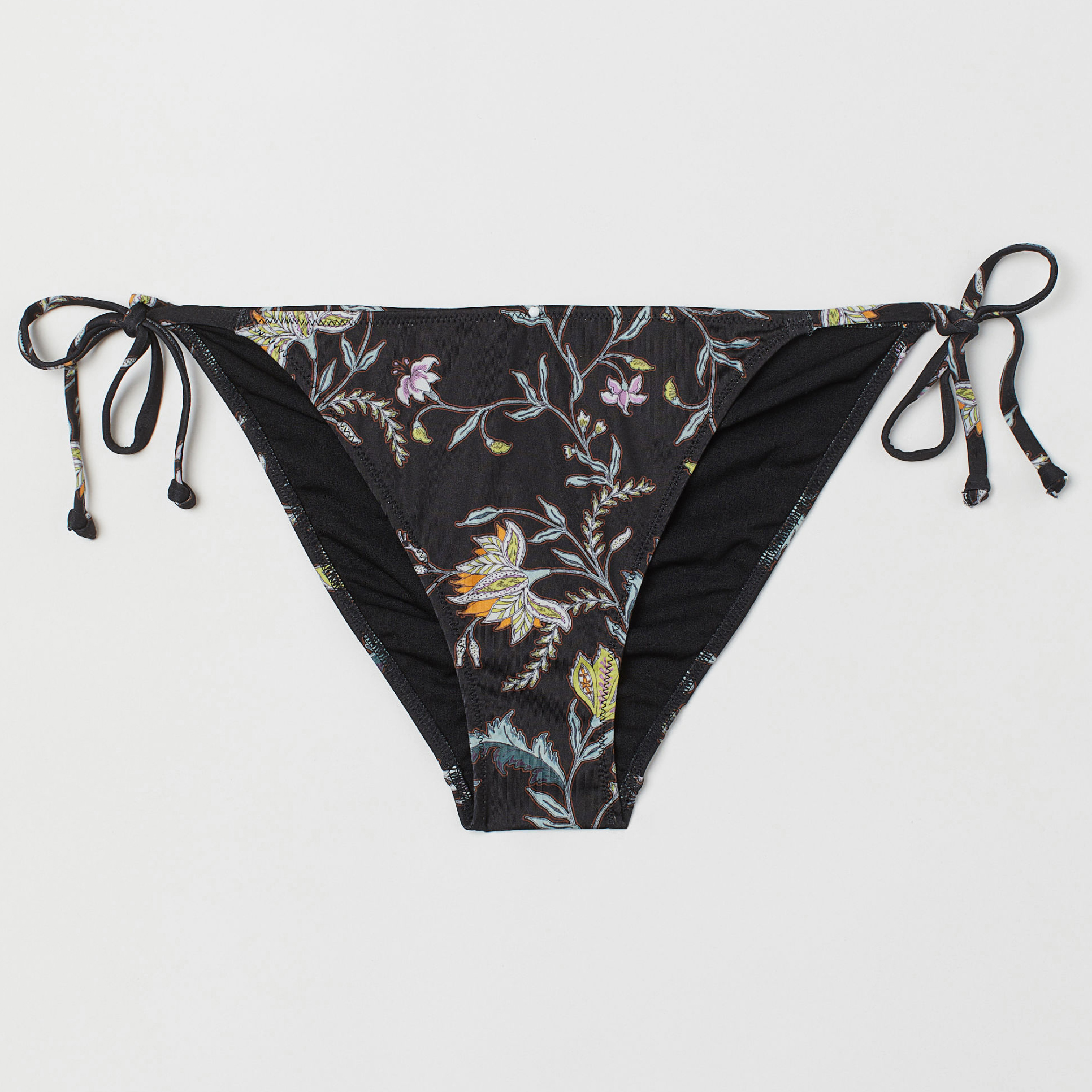 Нижняя часть купальника H&M 01-0560222-7  Черная (СА2000001150283, Нижняя часть купальника H&M 01-0560222-7 38 Черная (СА2000001150283) 
Нижняя часть купальника H&M 01-0560222-7  Черная (СА2000001150283, Нижняя часть купальника H&M 01-0560222-7 38 Черная (СА2000001150283)